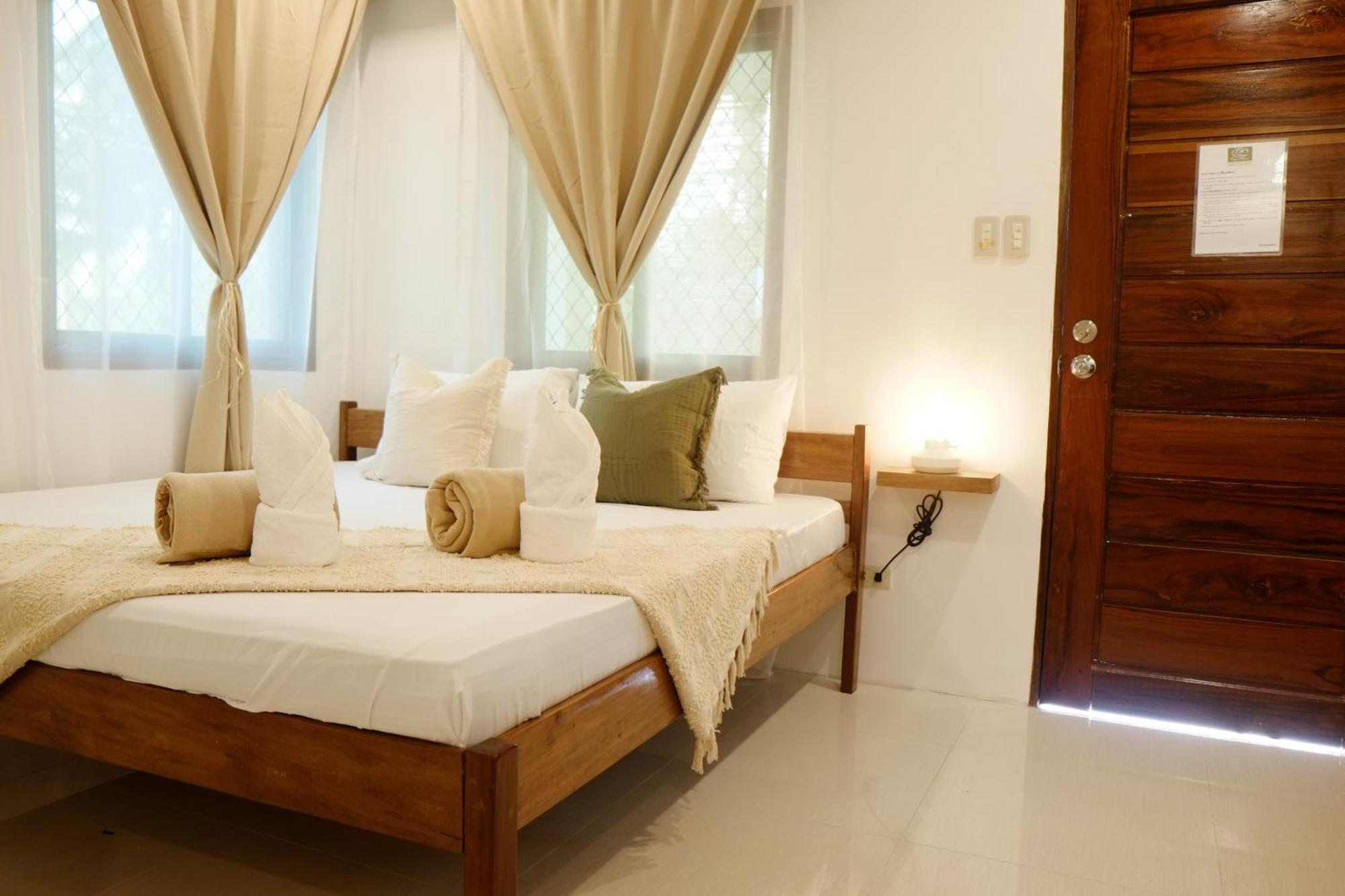 General'S Hideout Siargao Hotel General Luna  Exterior photo